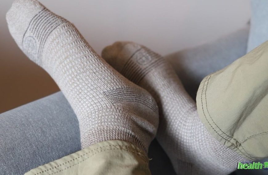 What are Diabetic Socks? How Can These Socks Benefit You?